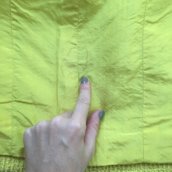 Sold! Vintage Chanel 1994 yellow scoubidou trim jacket and skirt suit - Picture 7 of 17